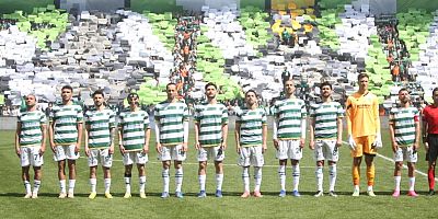 Trabzonspor ve Başakşehir, Bursaspor'u kutladı...