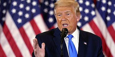 Trump: Maduro ve eşi yakalanarak ülkeden çıkarıldı