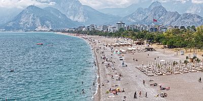Turizm cennetinde tatilci yoğunluğu