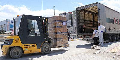 Türkiye’den İran’a tıbbi malzeme yardımı