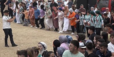 Türkiye'nin dört bir yanından gelen Giresunlular Bursa'da buluştu