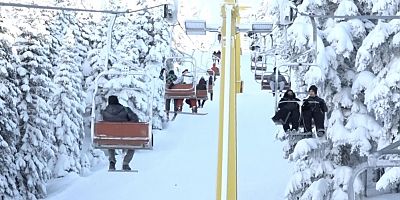 Uludağ'da cümbüş var; Tatil başladı, yoğunluk arttı