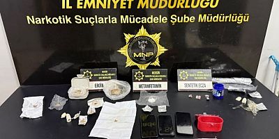 Uyuşturucu taciri 5 şüpheli yakalanıp tutuklandı