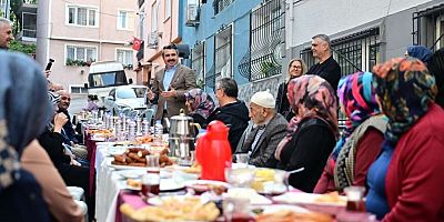 Vatandaşlarla aynı sofrayı paylaşan Başkan Yılmaz, talep ve istekleri dinledi