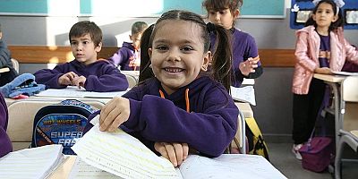 Yarıyıl tatili bitti, milyonlarca öğrenciyi heyecan sardı!