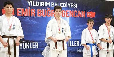 Yıldırımlı karatecilerden 65 madalya!