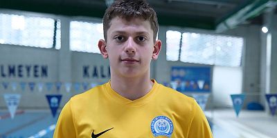 Yıldırımlı yüzücüler Bursa'nın gururu oldu!