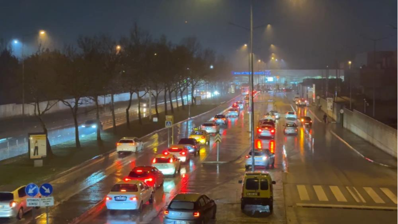 Tatil başladı Bursa'da uzun kuyruklar oluştu