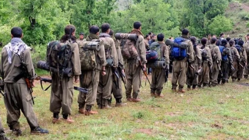 Terör örgütü PKK silah bırakıyor! İşte ilk görüntüler...