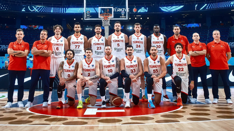 Teşekkürler 12 Dev Adam...