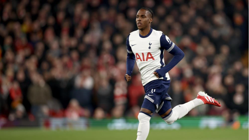 Tottenham, Mathys Tel’i duyurdu