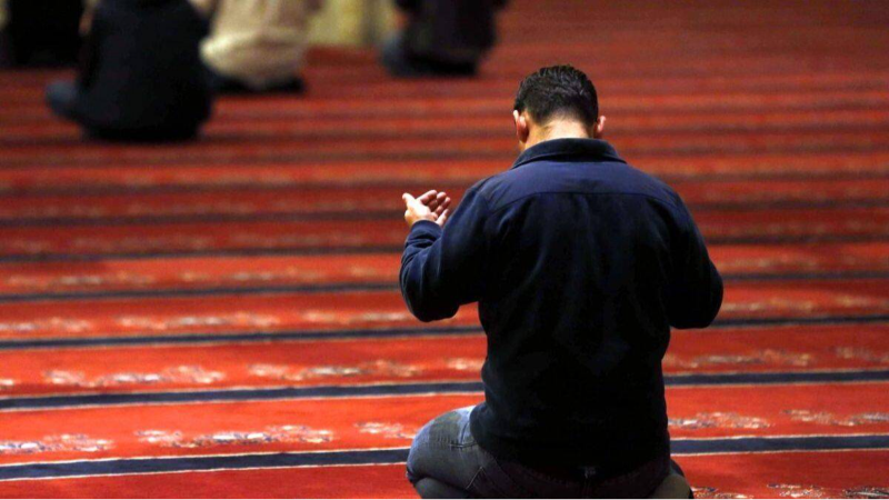 Trabzon'da cuma namazı saat kaçta?