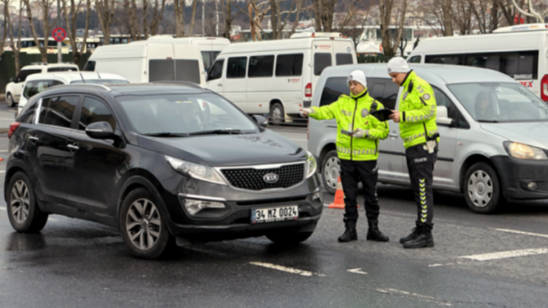 Trafik cezalarına yüzde 200 zam!