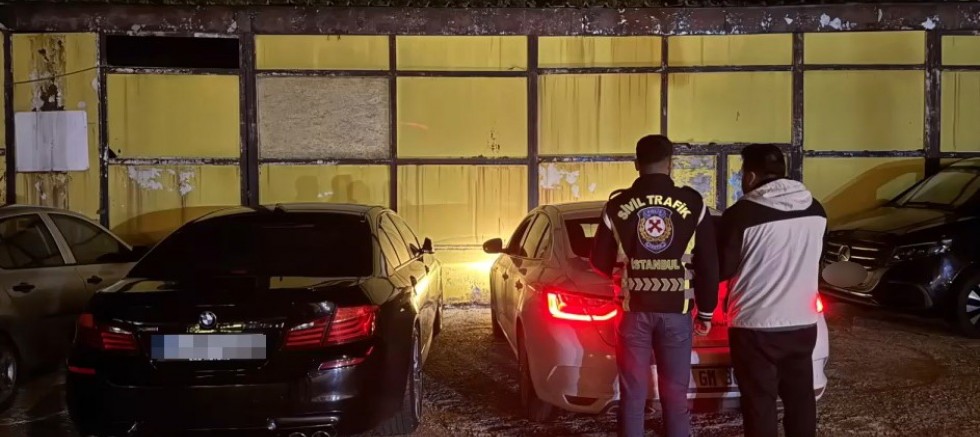 Trafikte araç yumruklayan şüpheliye 180 bin TL ceza