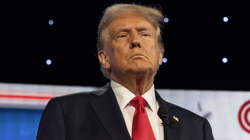 Trump’tan İran’a sert uyarı: 