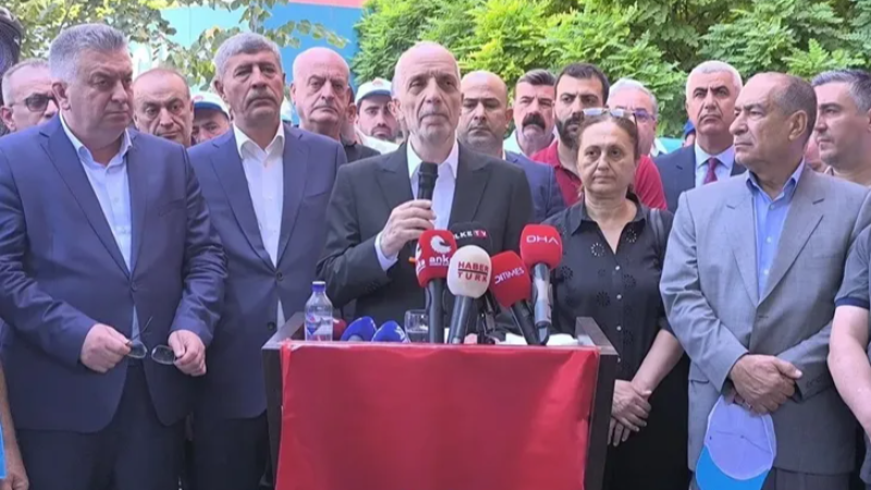 Türk-İş ayaklandı; Greve gidiyoruz...