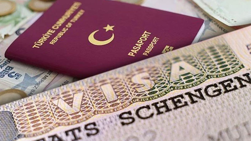 Türk vatandaşlarına Schengen müjdesi!