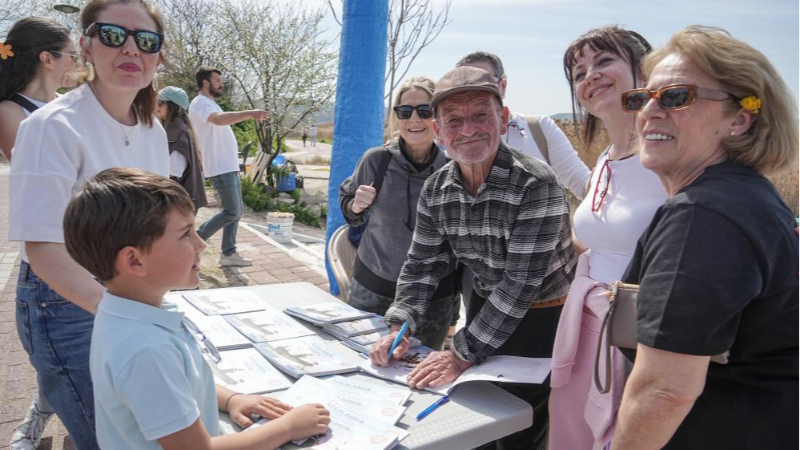 Türkiye Adem Amca ve Yaren Leylek'i konuşuyor