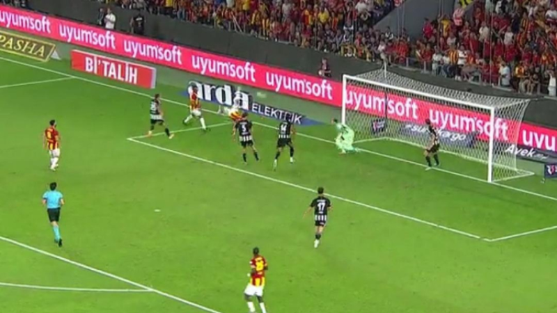 Türkiye bu rövaşatayı konuşuyor