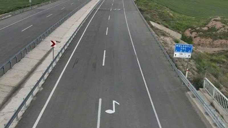 Türkiye’de bir ilk: İşte melodili yol...