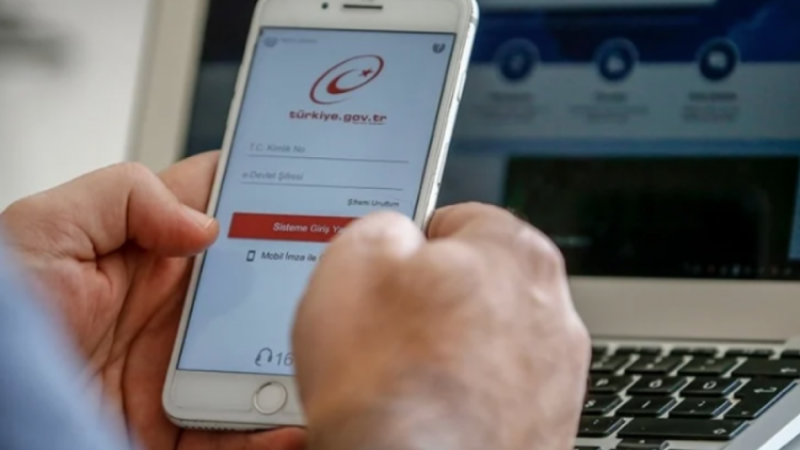 Türkiye'de yeni bir dönem başladı; e-Devlet'e giren vasiyetini hazırlıyor