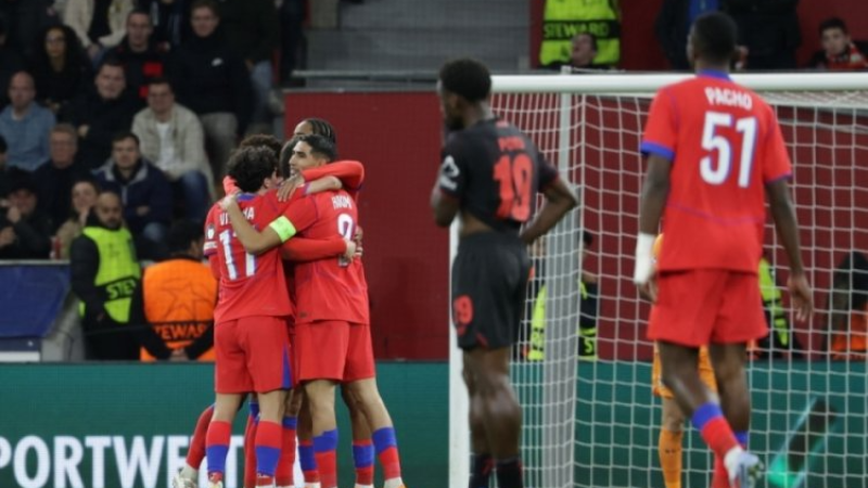 UEFA Şampiyonlar Ligi'nde çılgın gece