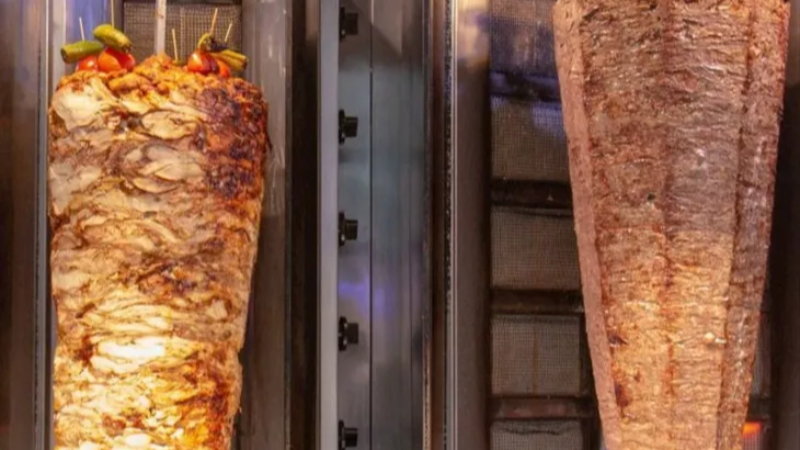 Ünlü dönerciye operasyon; Bursa'da şubeleri var...