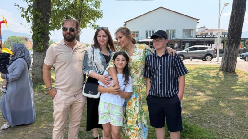 Ünlü popçudan Bursalı küçük hayranına jest!
