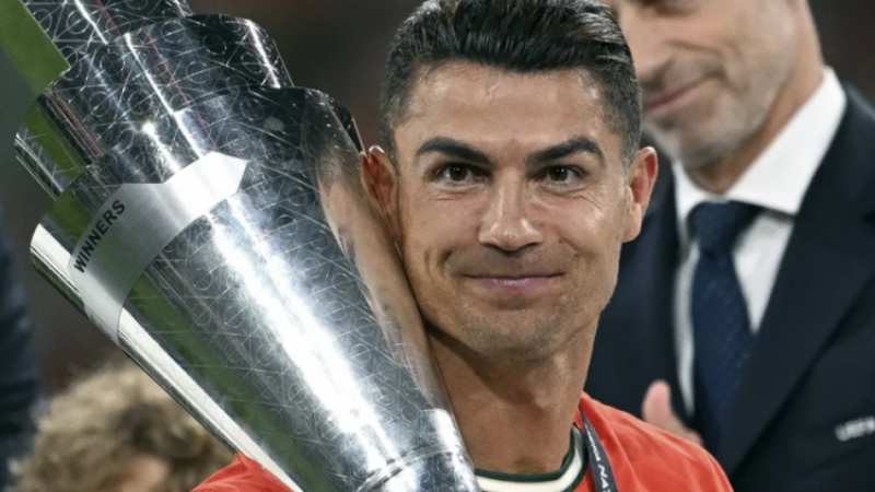 Ve Ronaldo o takımın formasını giyecek!