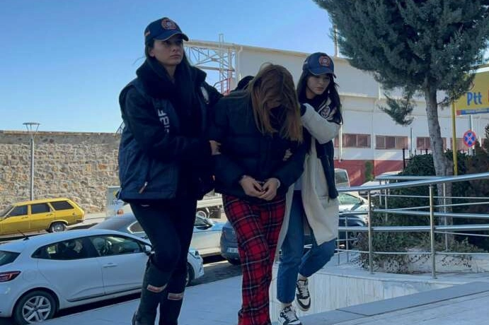 Yangın faciasında ölenlerin ailelerine ‘saygısızlık eden’ 2 kişi tutuklandı