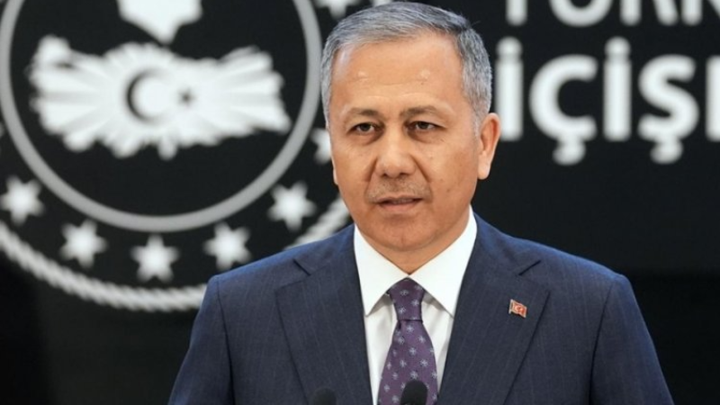 Yerlikaya: Erdoğan ve ailesine yönelik yapılan hakaretleri lanetliyorum