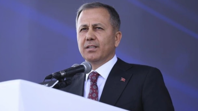 Yerlikaya: Saraçhane'de 6 polis memuru yaralandı