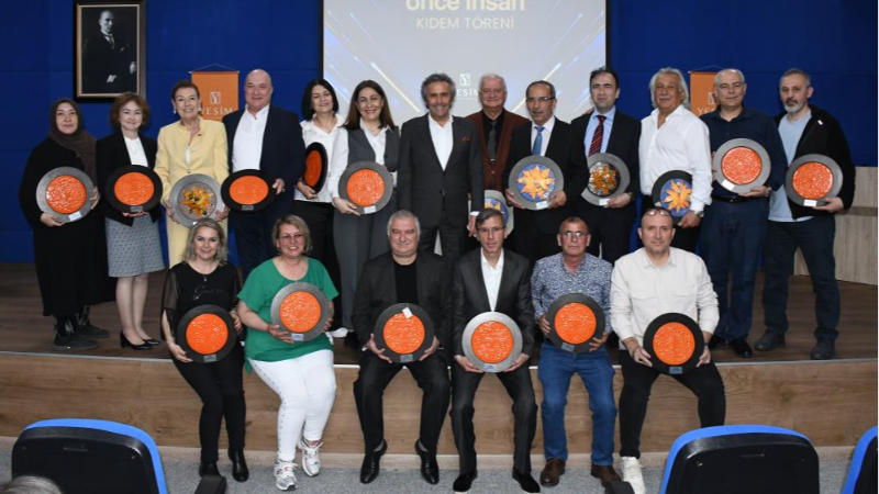 Yeşim’de emekler onurlandırıldı