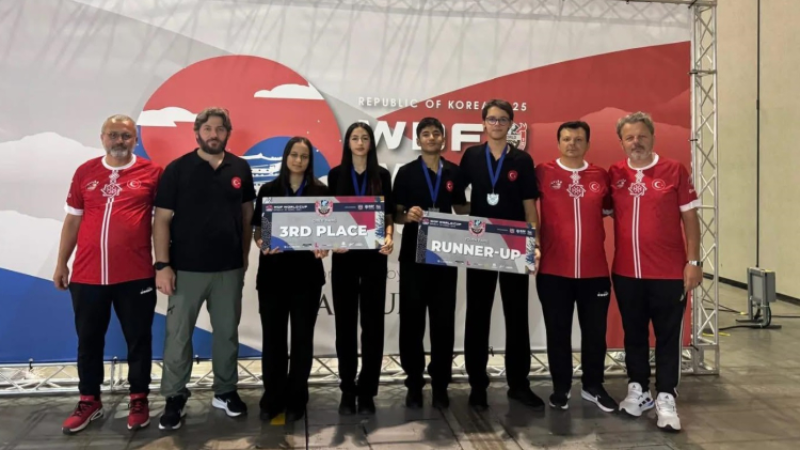 Yıldırımlı sporcudan tarihi başarı; Dünya ikincisi oldu