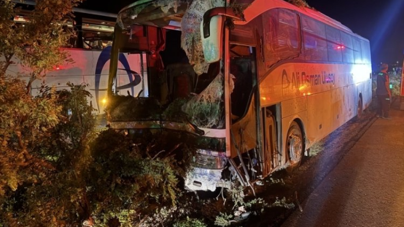 Yine otobüs dehşeti; 1 ölü, 13 yaralı...
