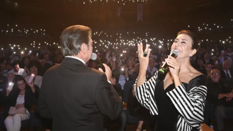 Zeki Müren Bursa Osmangazi’de en sevilen şarkılarıyla anıldı