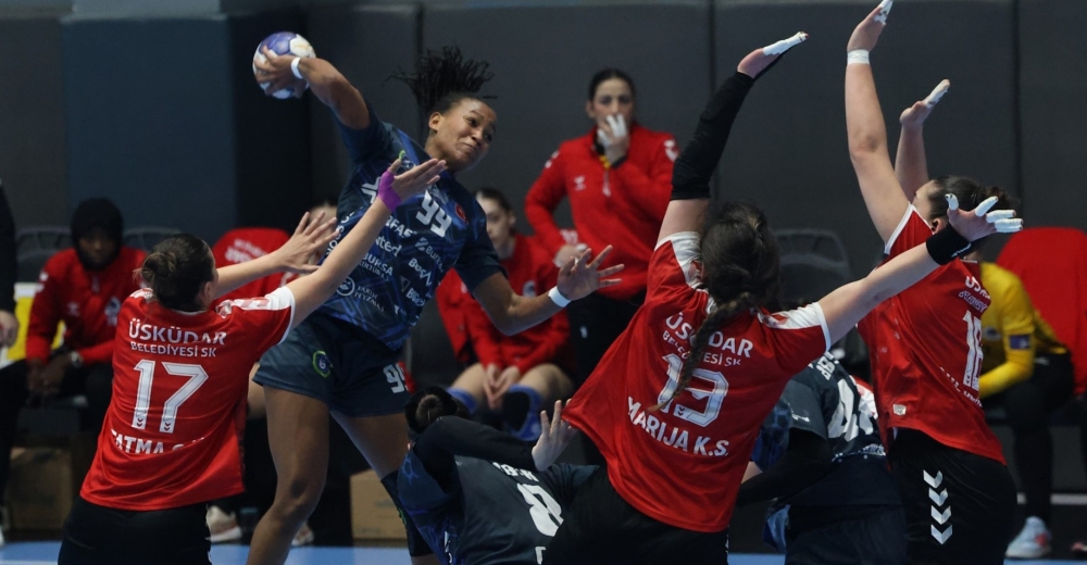 Zirve Bursa Büyükşehir Belediyespor'un...