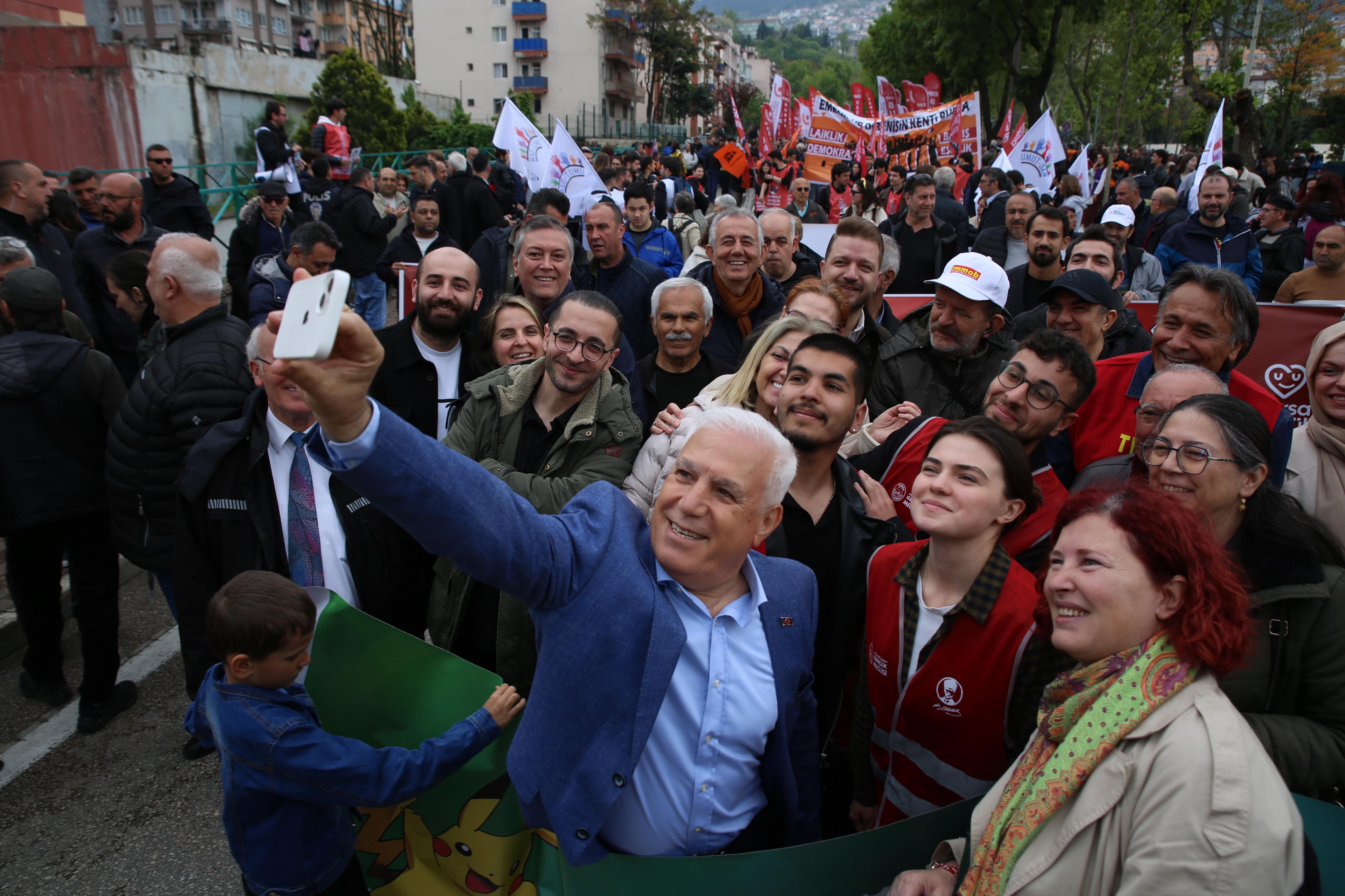 Bursa’da 1 Mayıs coşkusu!