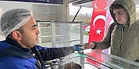 Büyükşehirden öğrencilere sıcak çorba