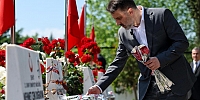 Başkan Vekili Şahin Biba’dan şehitlik ve esnaf ziyareti