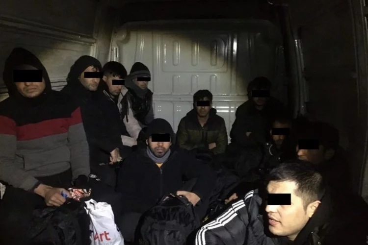 10 kaçak göçmen yakalandı