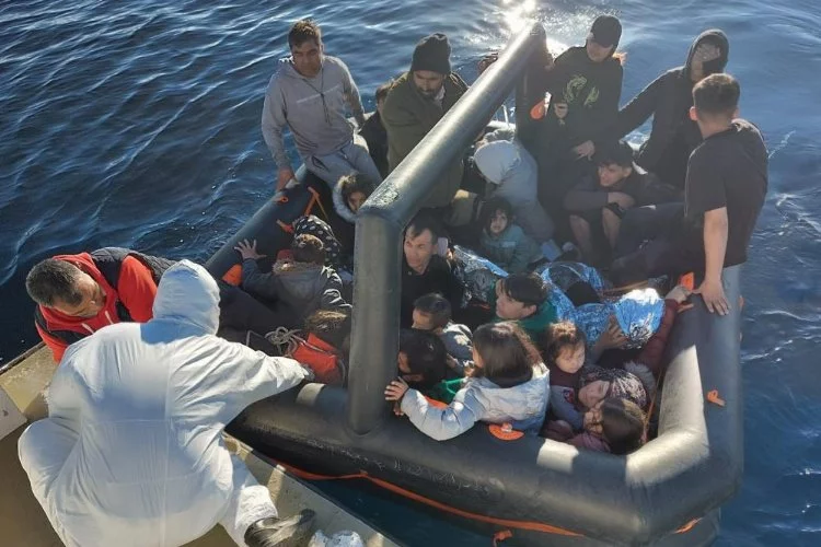 130 göçmen kurtarıldı