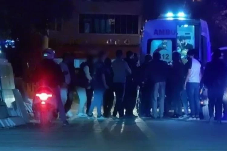 Bursa’da olaylı gece: Annesine bağıran babasını bıçakladı