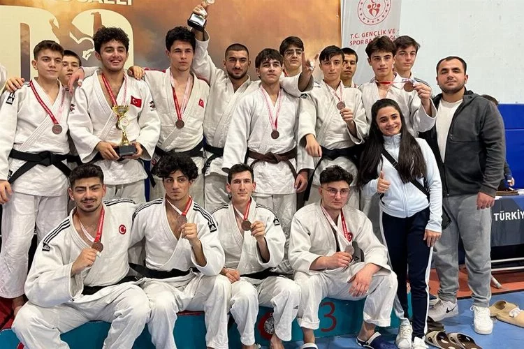 Bursa Osmangazili Judocular Başarıya Doymuyor