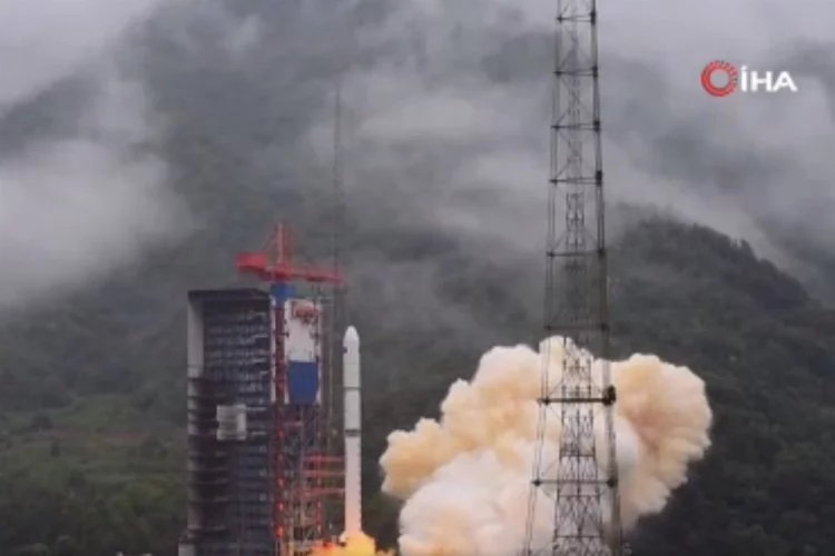 Çin, uzaya 3 uydu fırlattı