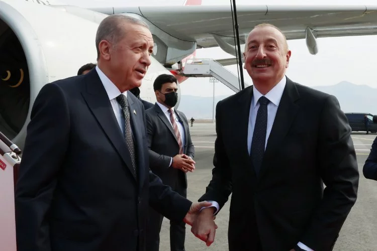 Erdoğan ve Aliyev, Uluslararası Havalimanının açılışını yaptı