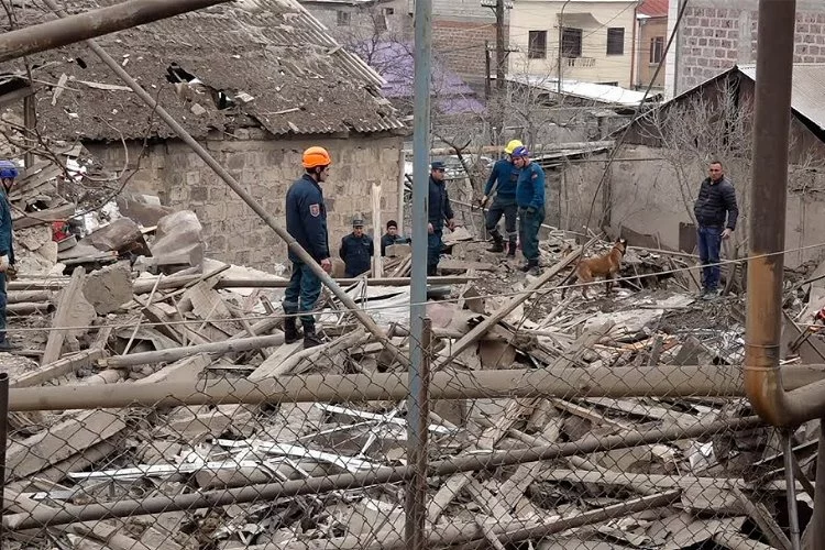 Ermenistan’ın başkentinde patlama: Ölü ve yaralılar var