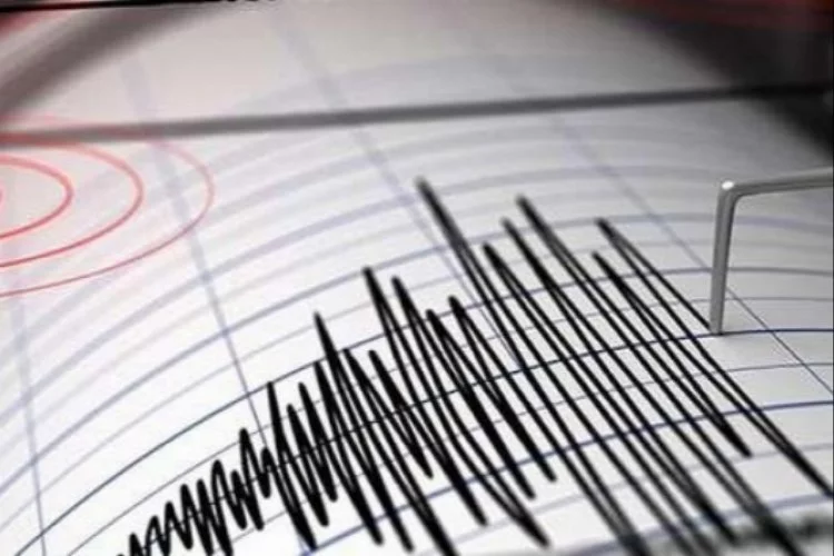 İran’daki 5.3 büyüklüğünde deprem