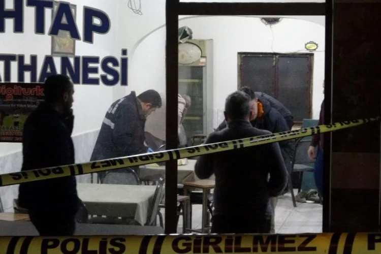 Kahvehaneye silahlı saldırı düzenlendi