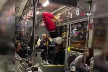 Metrobüste şaşırtan yolcu